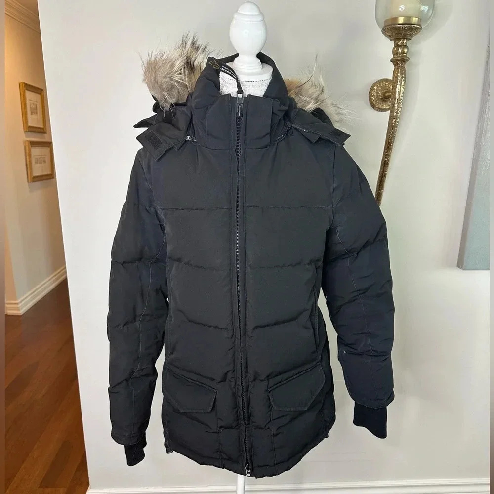 Canada Goose Black Women's Ski & Snow Jacket with Fur Trim Hood